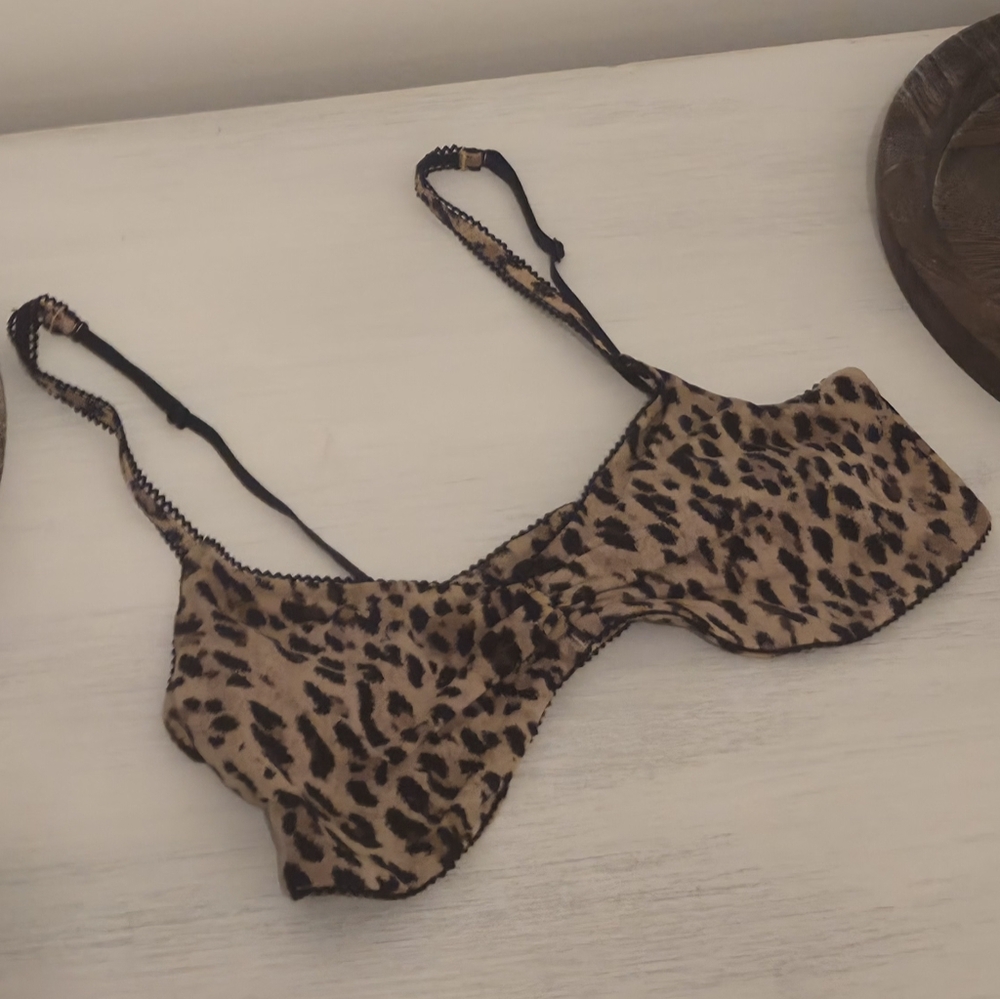 SKIMS Sienna Jaguar Skimpy Picot Scoop Bralette - Picture 12 of 12